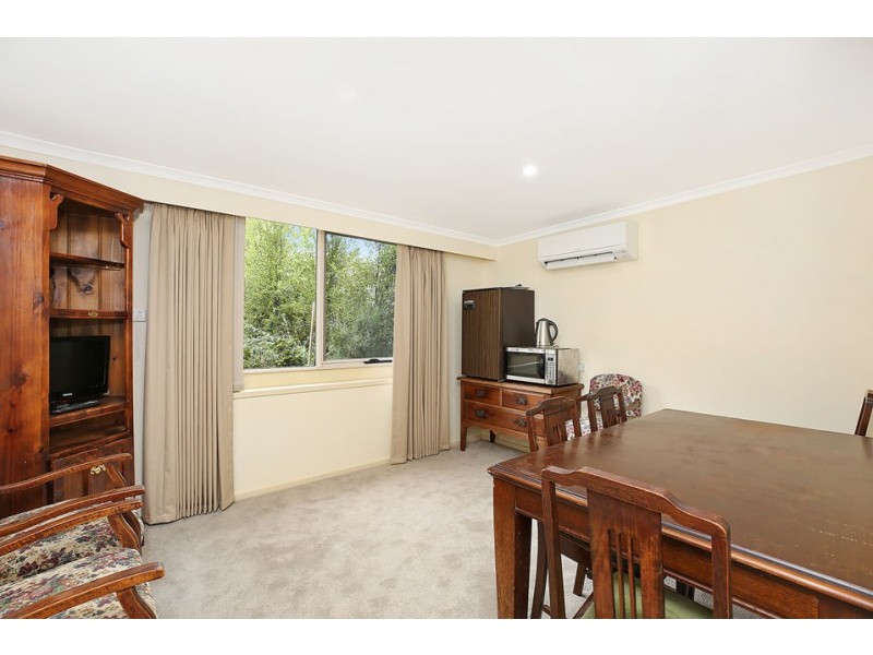 8 Tulloh Street, Elliminyt VIC 3250