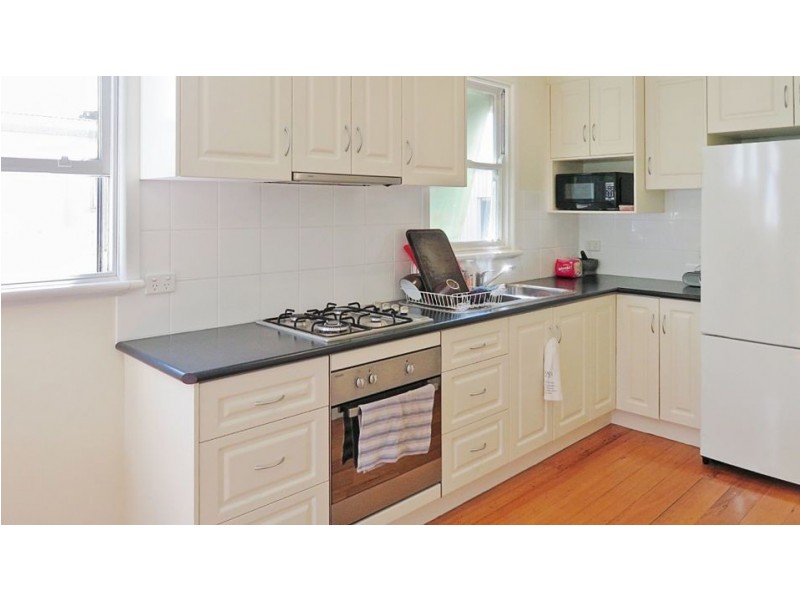 80 Armstrong Street, Colac VIC 3250