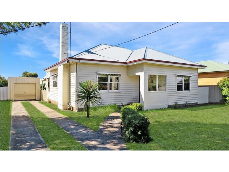 80 Armstrong Street, Colac VIC 3250
