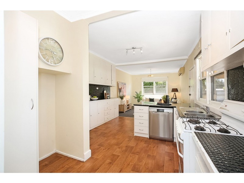 69 Jennings Street, Colac VIC 3250