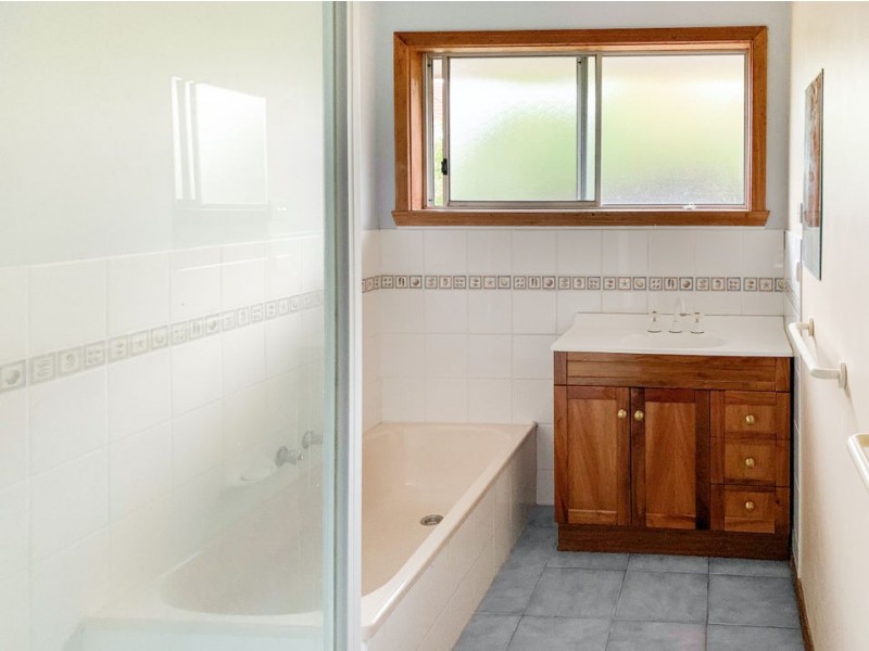 49 Polwarth Street South, Colac VIC 3250