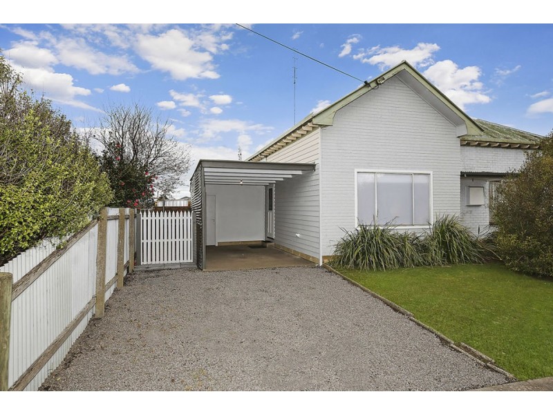 2/1 Nelson Street, Colac VIC 3250
