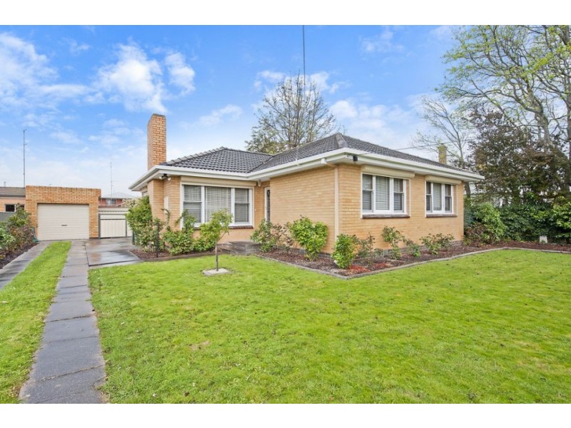 44 Jennings Street, Colac VIC 3250