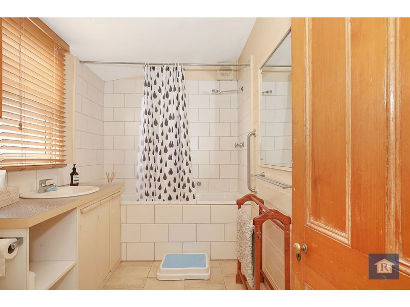 52 Barry Street, Birregurra VIC 3242