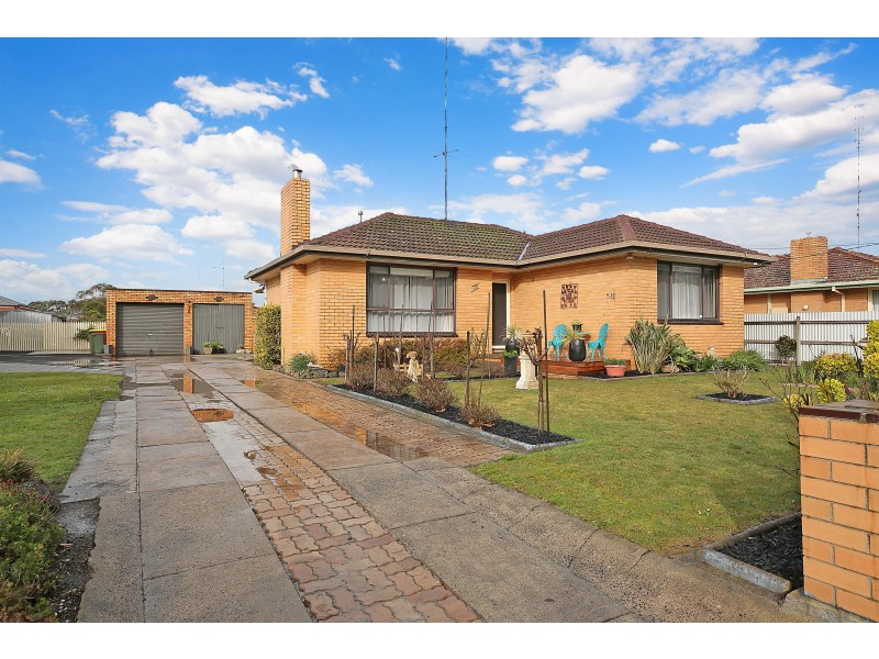 72 Campbell St, Colac VIC 3250