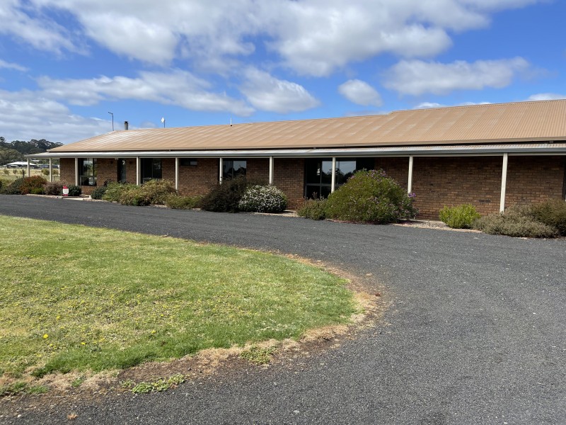 127 Irrewillipe Rd, Elliminyt VIC 3250