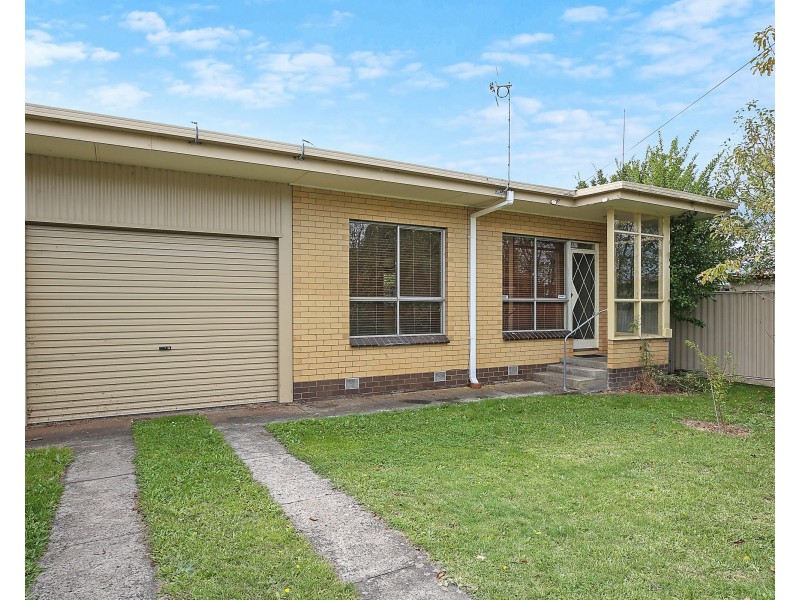 2/27 Morrison St, Colac VIC 3250