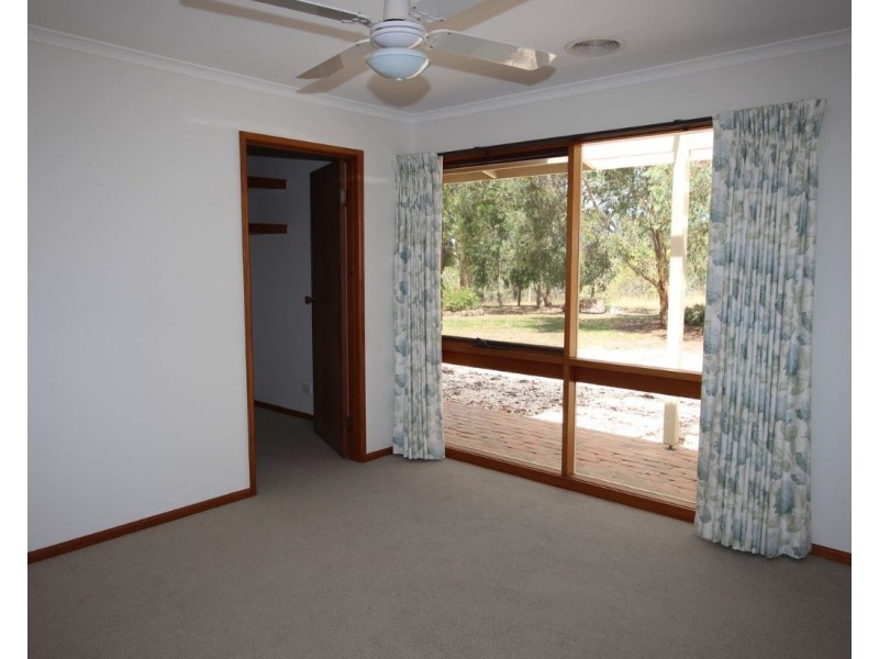 10 Richmonds Ln, Winchelsea VIC 3241