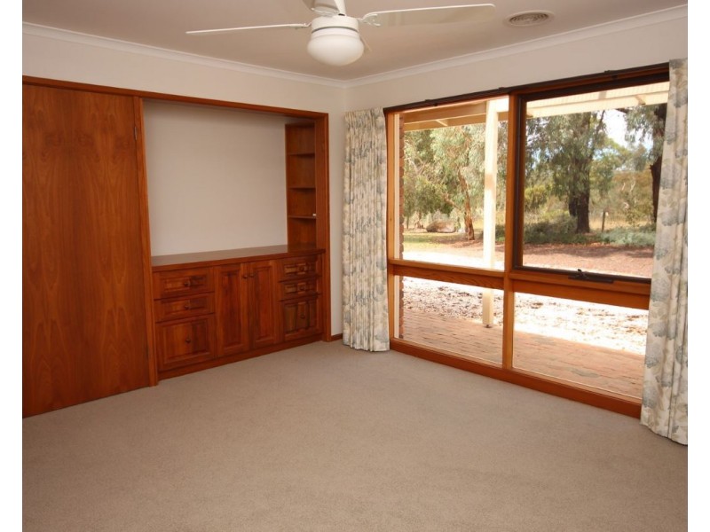 10 Richmonds Ln, Winchelsea VIC 3241