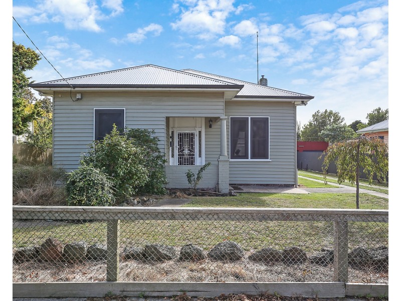 47 Calvert St, Colac VIC 3250