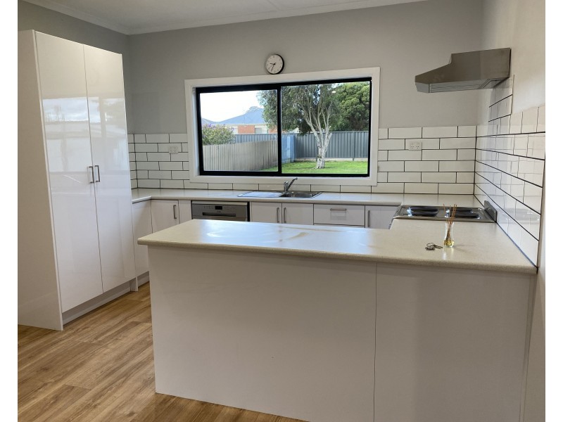 108 Hart St, Colac VIC 3250