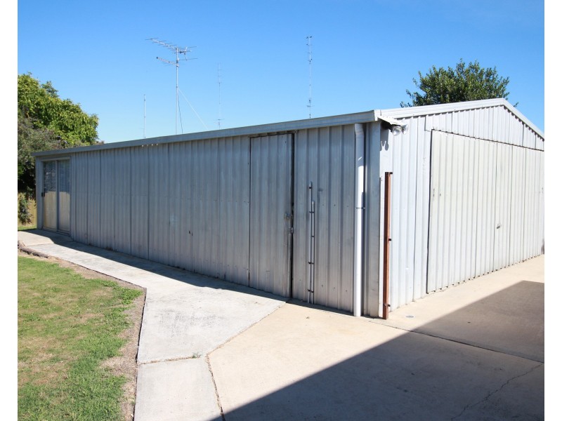 84 Queen Street, Colac VIC 3250
