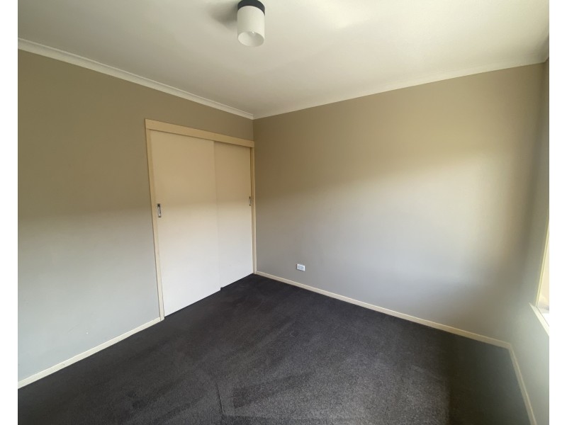 2/5 Pitt St, Colac VIC 3250