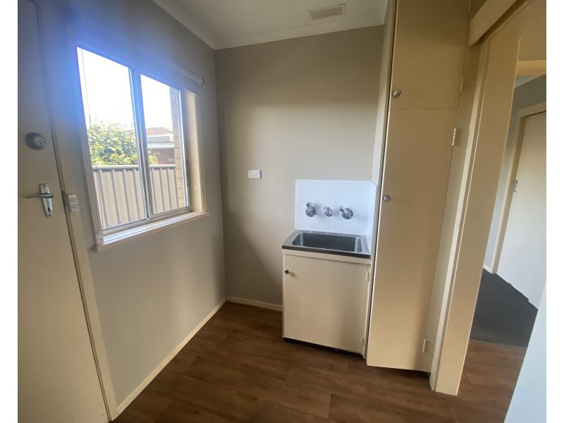 2/5 Pitt St, Colac VIC 3250