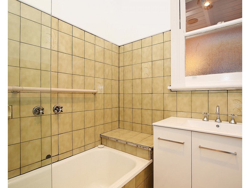 70 Moomowroong Road, Carlisle River VIC 3239