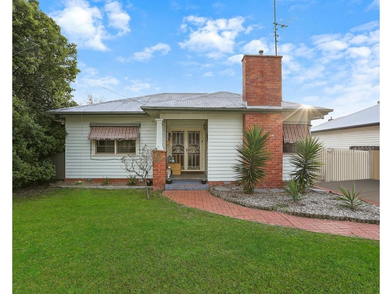 3 Armstrong Street, Colac VIC 3250