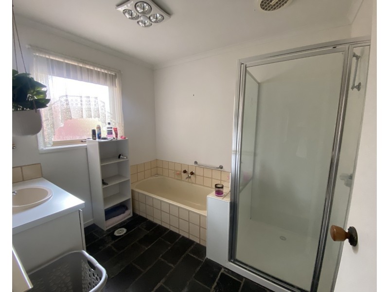 1/7 Campbell St, Colac VIC 3250