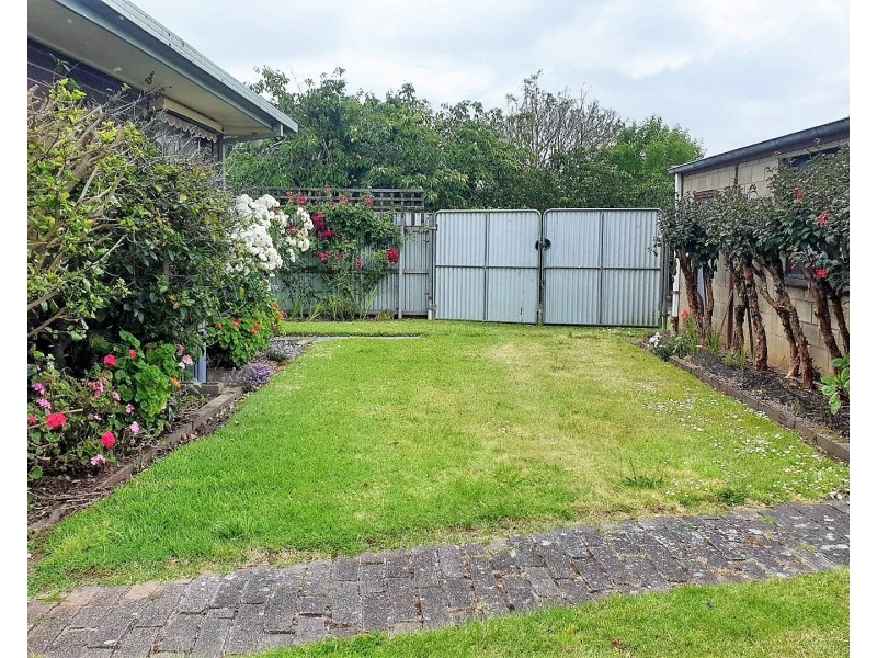 27 Wynne St, Colac VIC 3250