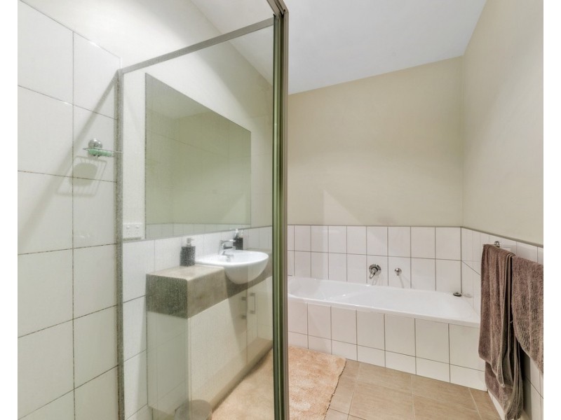 2/54 Hart Street, Colac VIC 3250