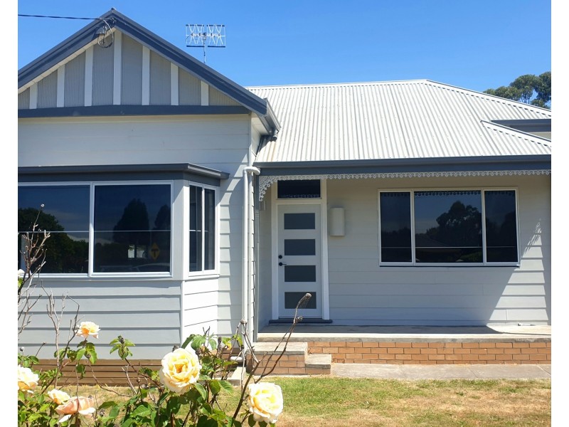 10 Irrewillipe Rd, Elliminyt VIC 3250