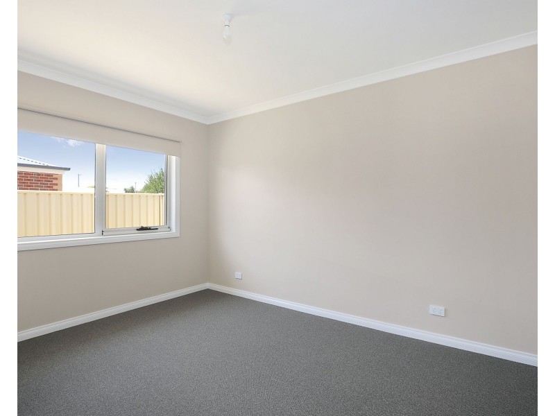 4/5 Ross St, Colac VIC 3250