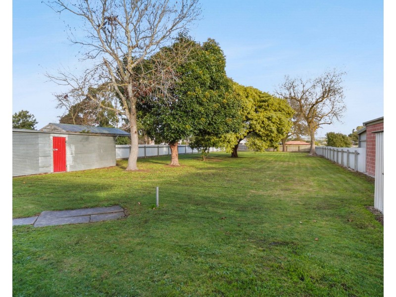12 Nelson St, Colac VIC 3250