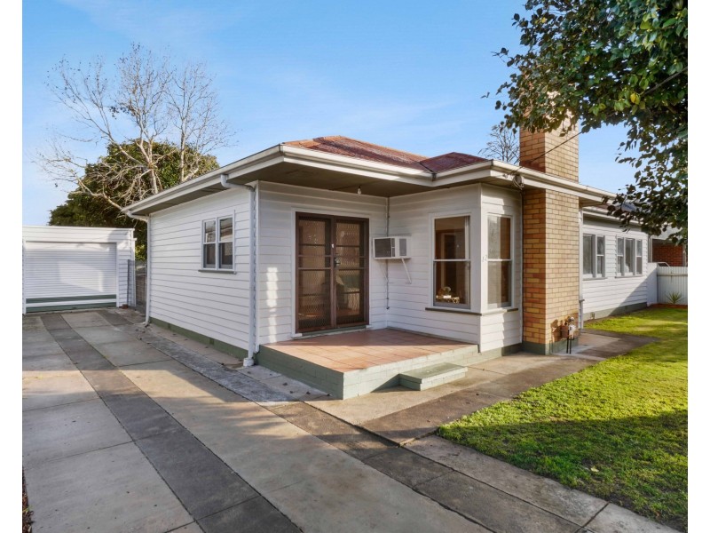 12 Nelson St, Colac VIC 3250