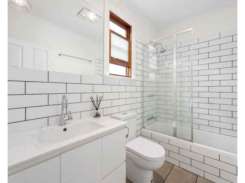 52 Pollack St, Colac VIC 3250