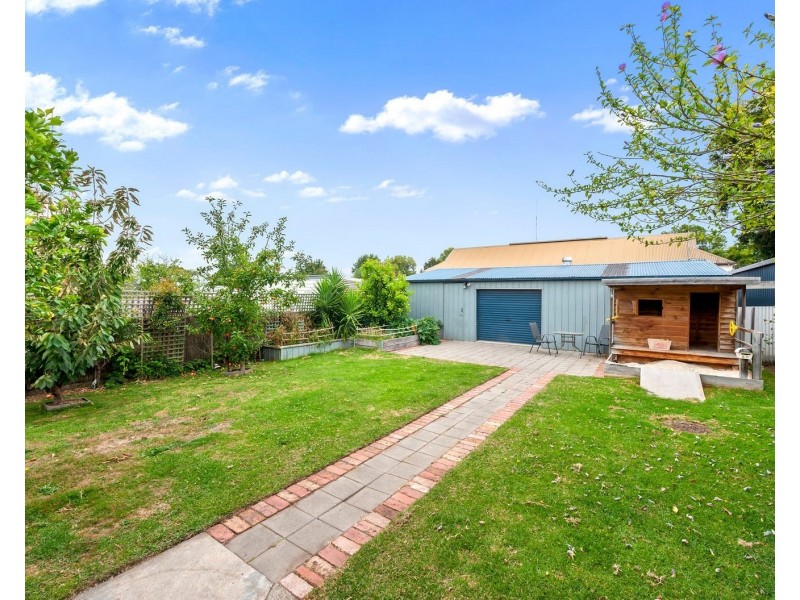 52 Pollack St, Colac VIC 3250