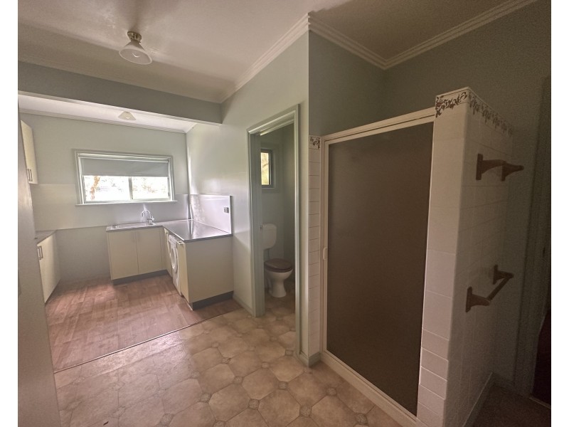 61 Ballagh St, Elliminyt VIC 3250