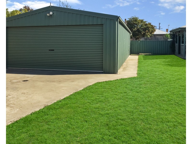 33 Alexander Street, Colac VIC 3250