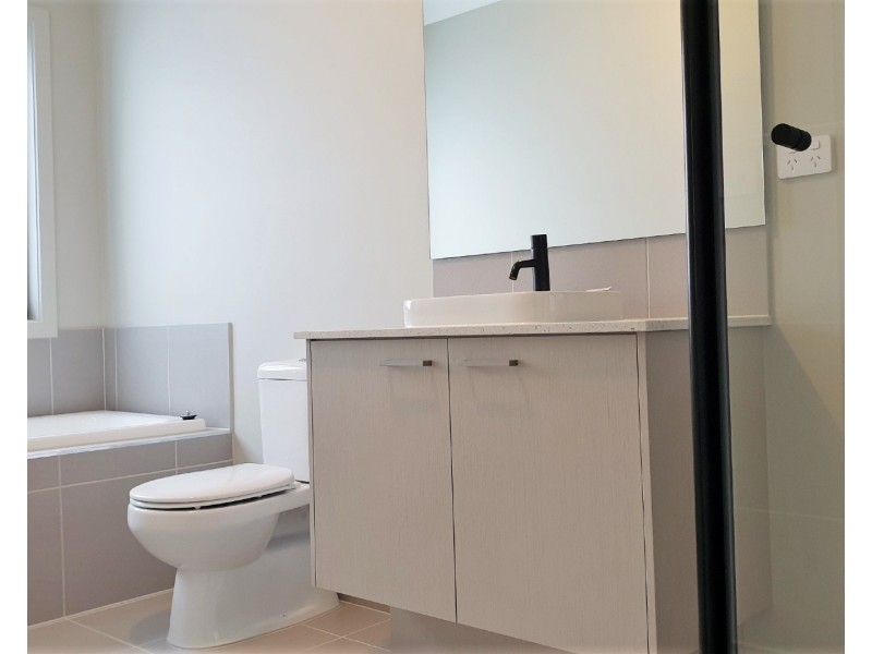 230 Hearn St, Colac VIC 3250