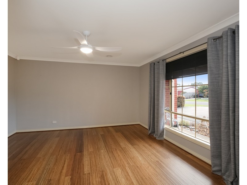 4 Garden Cl, Elliminyt VIC 3250