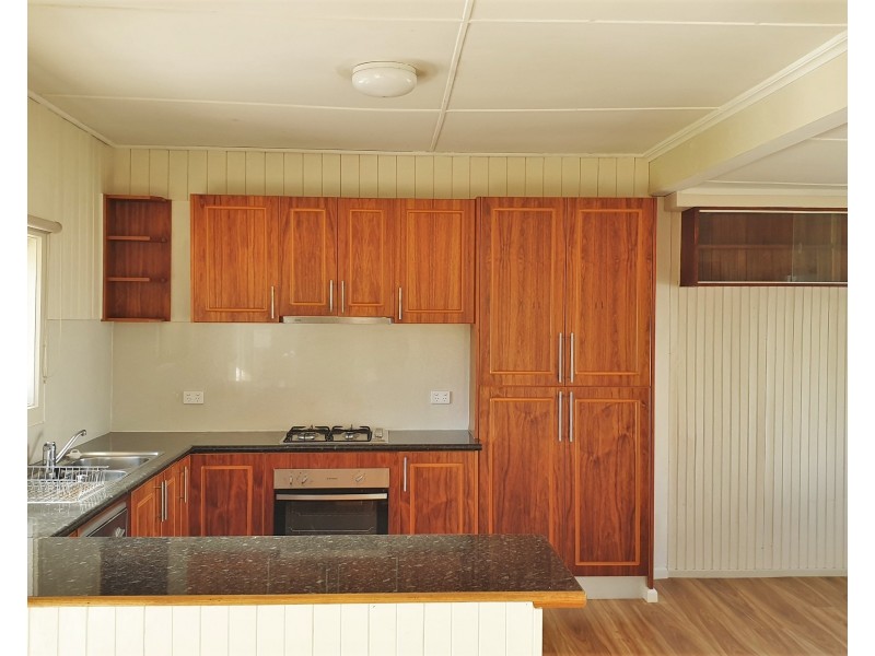 2 Henry St, Forrest VIC 3236