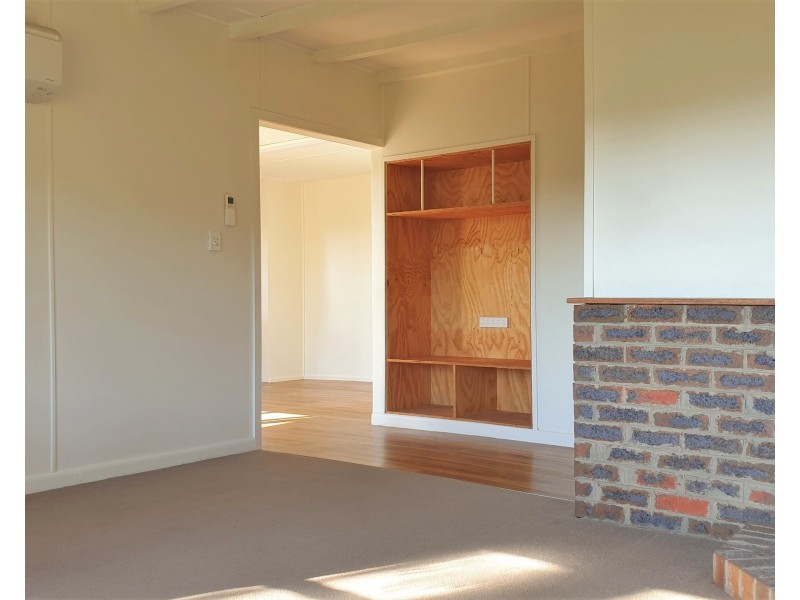 2 Henry St, Forrest VIC 3236