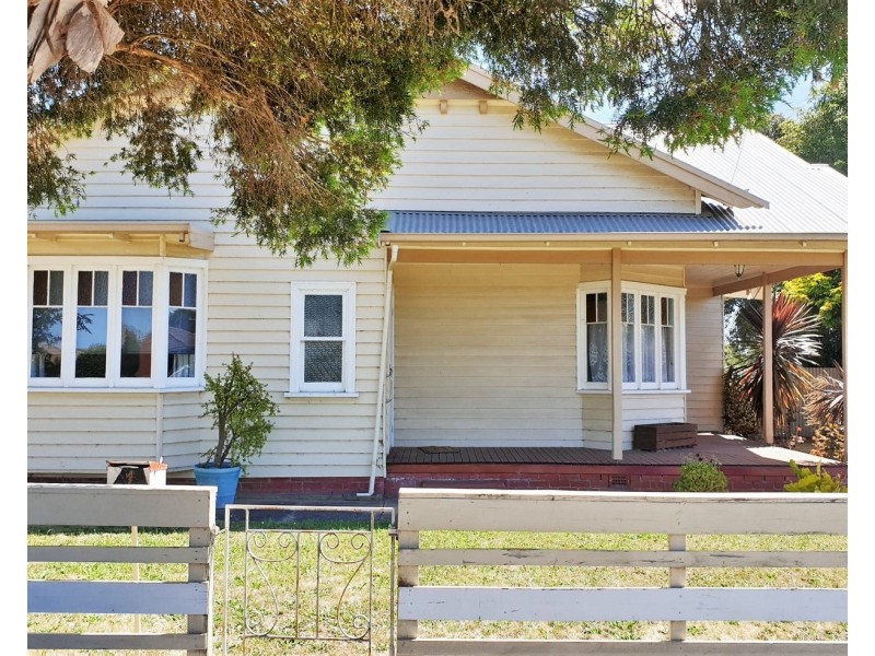 1 Ross Street, Colac VIC 3250