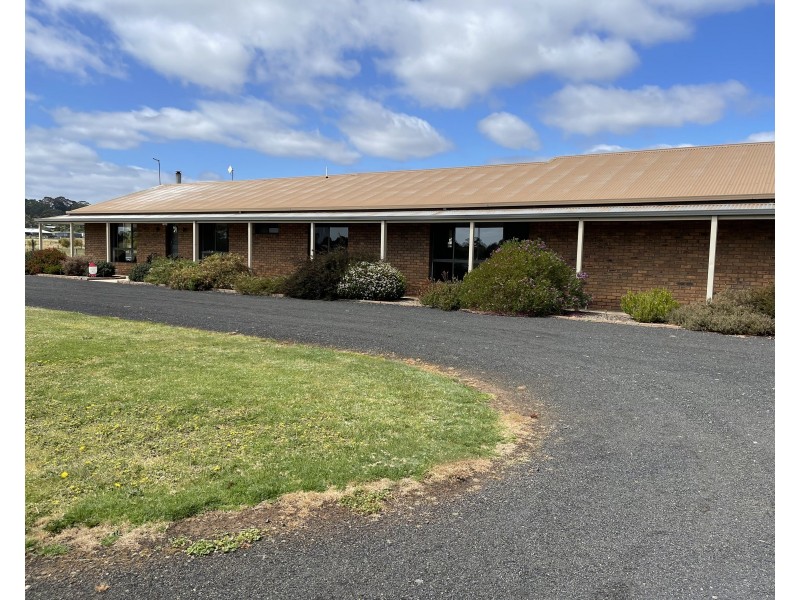 127 Irrewillipe Rd, Elliminyt VIC 3250