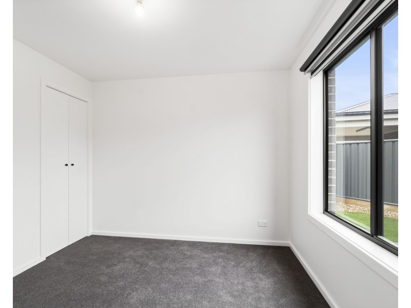 13A Forbes St, Colac VIC 3250