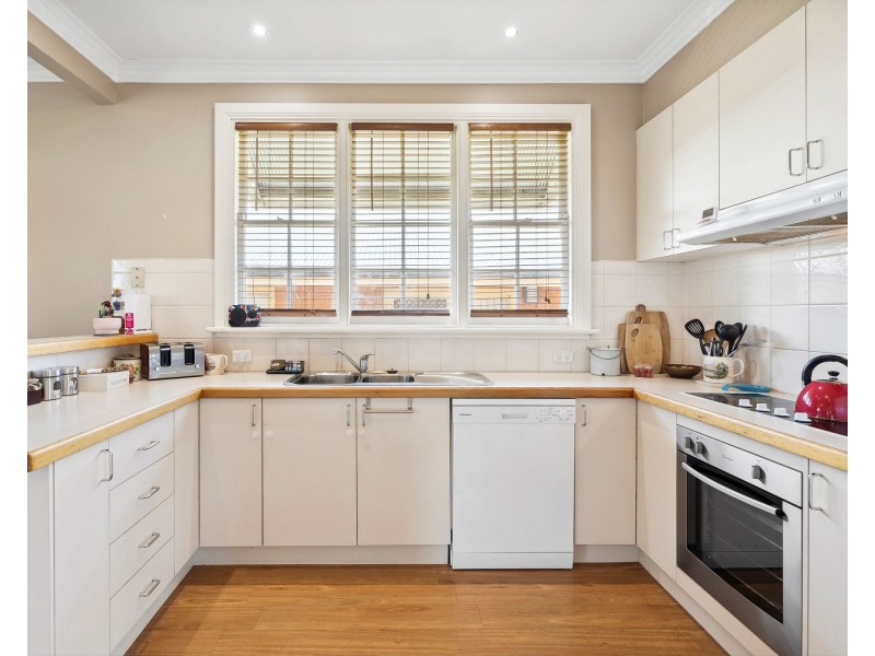 202 Queen Street, Colac VIC 3250