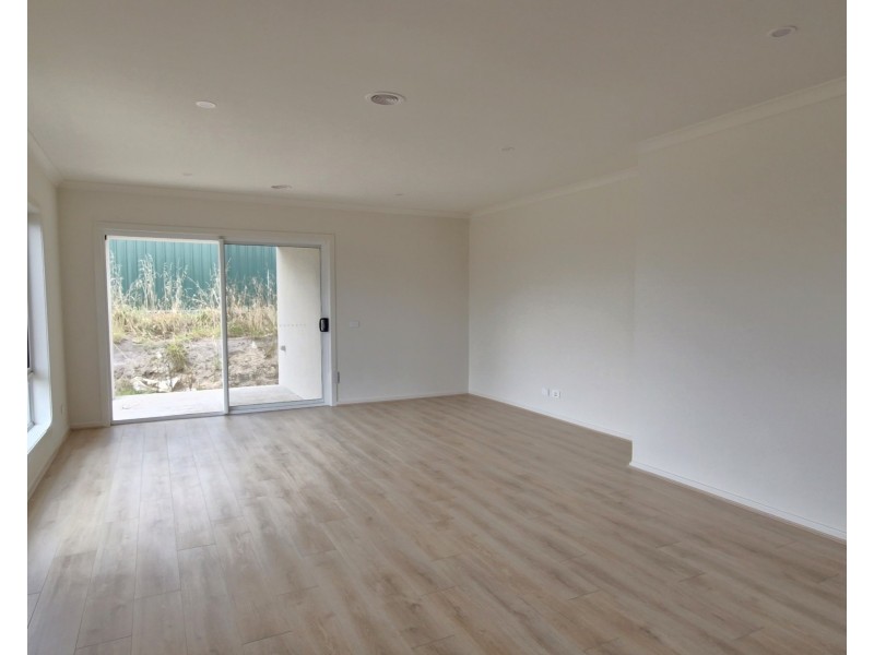 13 Cousins St, Colac VIC 3250