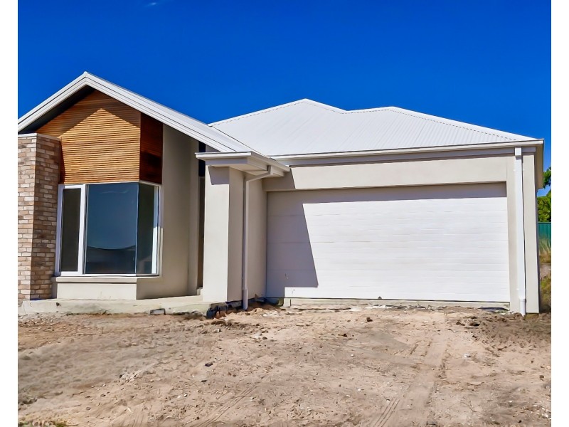13 Cousins St, Colac VIC 3250