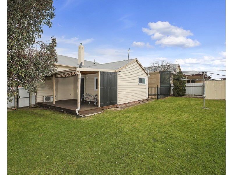 1 Ross Street, Colac VIC 3250