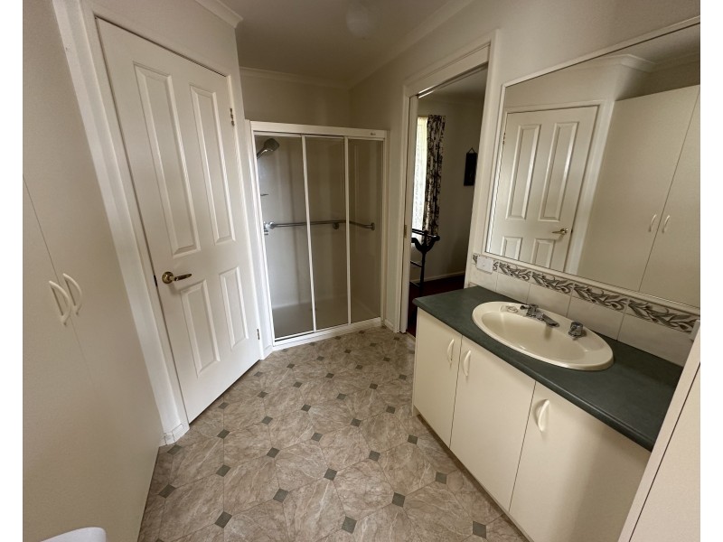 2 Petjuli Street, Elliminyt VIC 3250