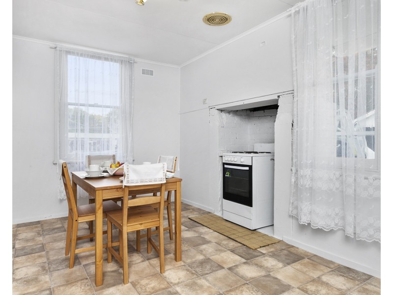 28 Ligar St, Colac VIC 3250