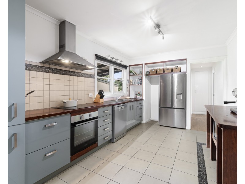 24 Nelson St, Colac VIC 3250