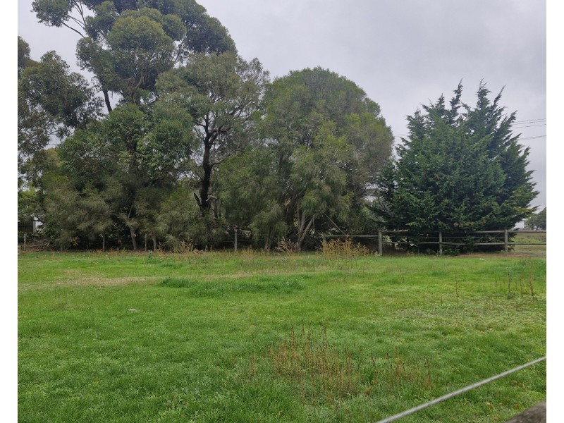 65 Colac-Lavers Hill Rd, Elliminyt VIC 3250