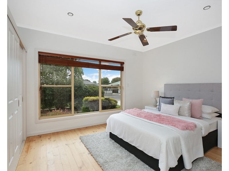 64 Hart St, Colac VIC 3250