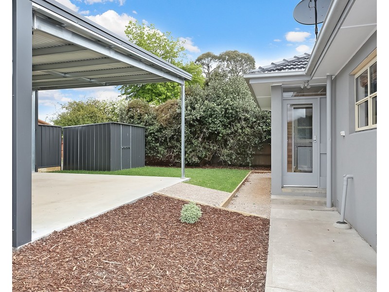 64 Hart St, Colac VIC 3250