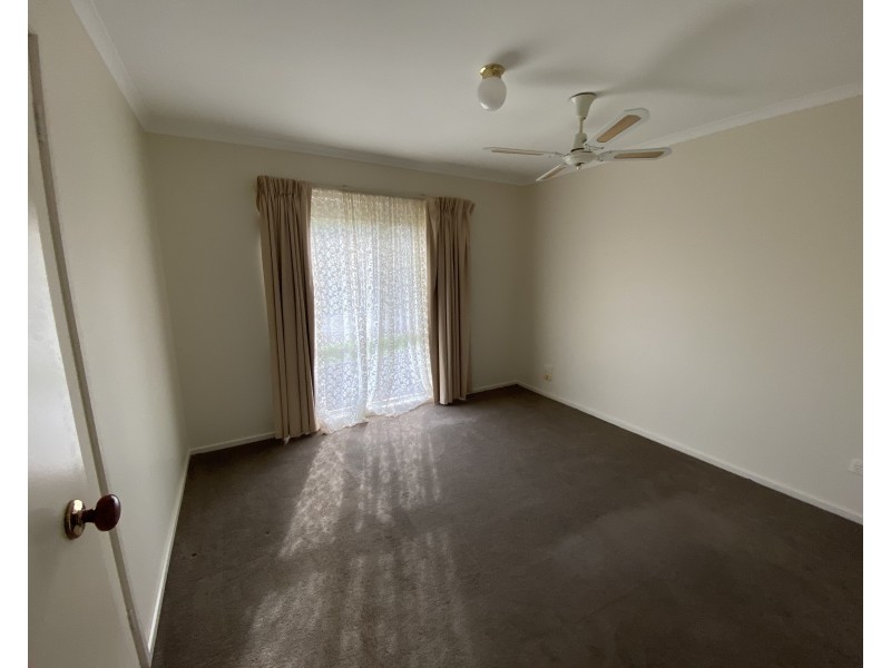 2/33-35 Harding St, Winchelsea VIC 3241