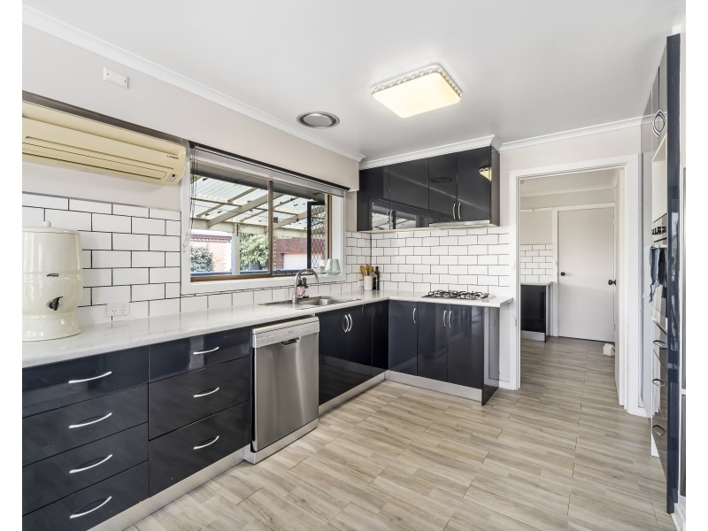 7 Bryan Ave, Colac VIC 3250
